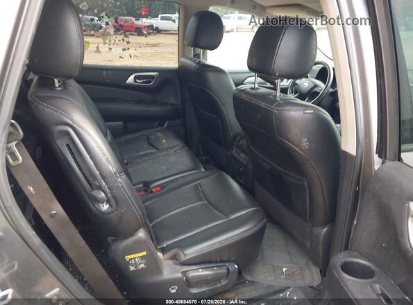 5N1DR2MM6HC634032 2017 NISSAN PATHFINDER Gray VIN კოდის სტიკერის ხედი