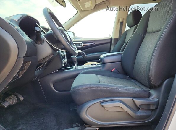 5N1DR2MM6JC658109 2018 NISSAN PATHFINDER White Vista interior delantera