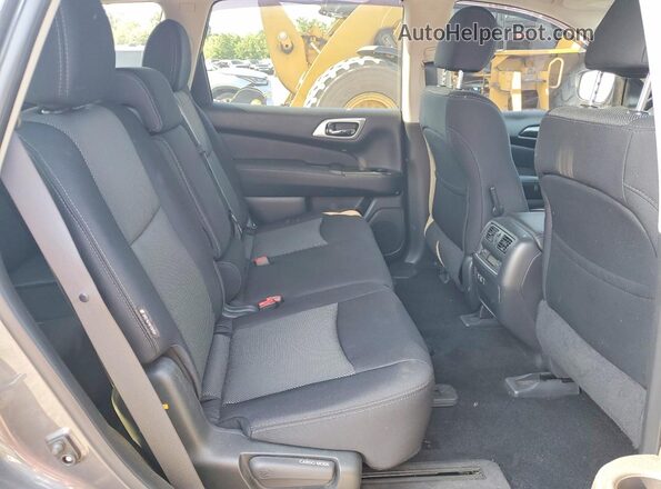 5N1DR2MM6KC593554 2019 NISSAN PATHFINDER Gray Widok wnętrza z tyłu