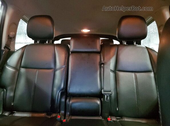 5N1DR2MM6KC613690 2019 NISSAN PATHFINDER Silver უკანა სავარძლების ხედი