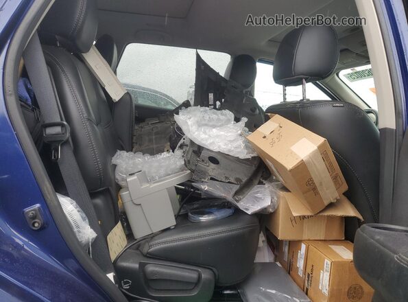 5N1DR2MM7HC611732 2017 NISSAN PATHFINDER Blue Widok wnętrza z tyłu