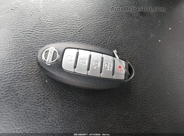 5N1DR2MM7JC608299 2018 NISSAN PATHFINDER Silver Vista del salpicadero