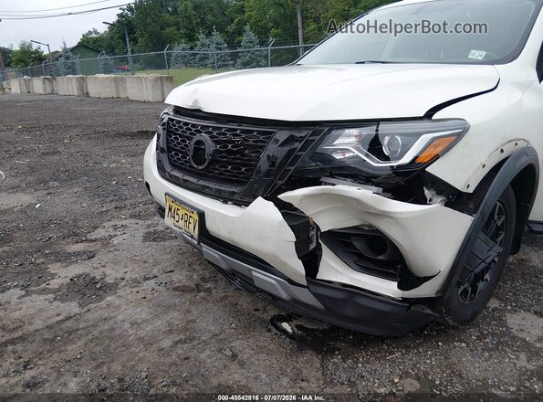 5N1DR2MM7KC649081 2019 NISSAN PATHFINDER White Front view