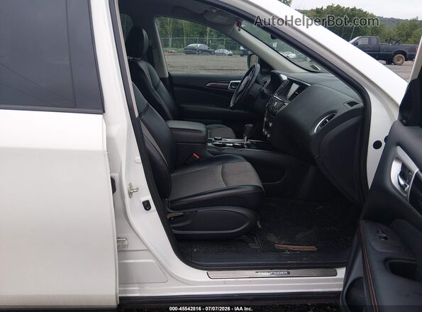 5N1DR2MM7KC649081 2019 NISSAN PATHFINDER White Front interior view