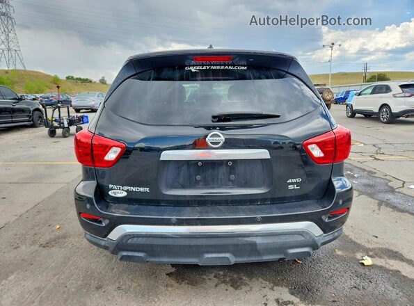 5N1DR2MM8HC647980 2017 NISSAN PATHFINDER Black Rear view