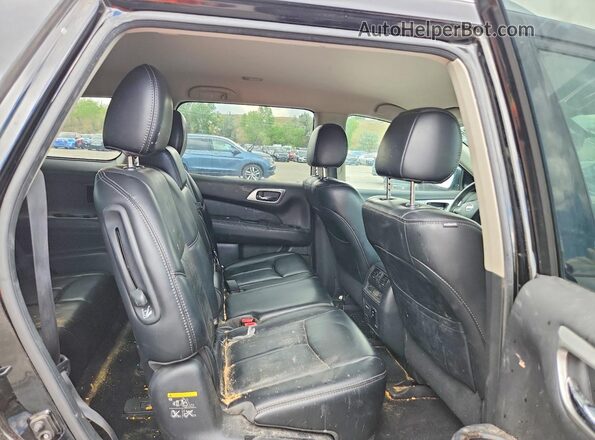5N1DR2MM8HC647980 2017 NISSAN PATHFINDER Black Rear interior view