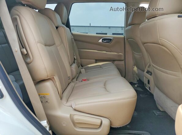 5N1DR2MM8HC650166 2017 NISSAN PATHFINDER White უკანა სალონის ხედი
