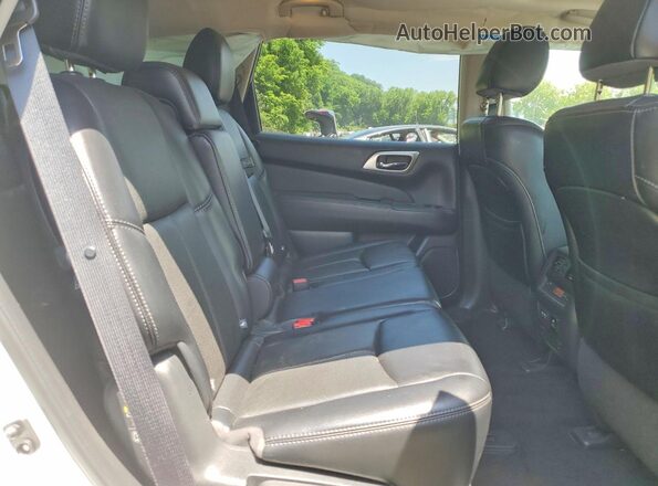 5N1DR2MM8HC681398 2017 NISSAN PATHFINDER White Սալոնի հետևի տեսք
