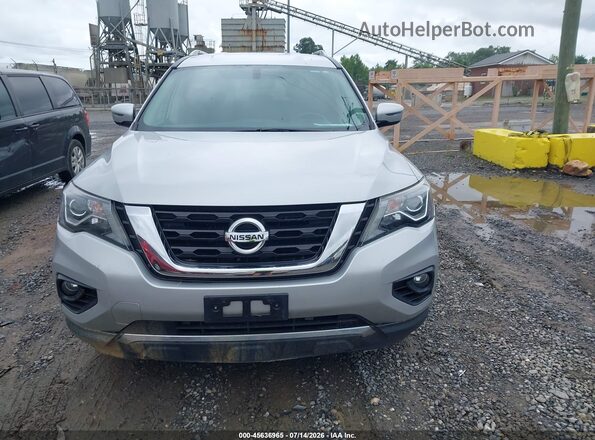 5N1DR2MM8JC642056 2018 NISSAN PATHFINDER Silver Սարքավորումների վահանակի տեսք