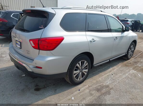 5N1DR2MM8JC642770 2018 NISSAN PATHFINDER Silver Trasero derecho