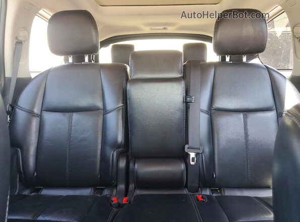 5N1DR2MM8JC664963 2018 NISSAN PATHFINDER White უკანა სავარძლების ხედი