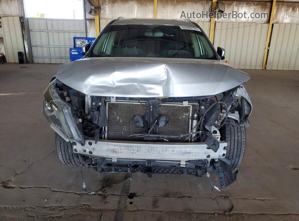 5N1DR2MM8JC669760 2018 NISSAN PATHFINDER Silver Widok z przodu