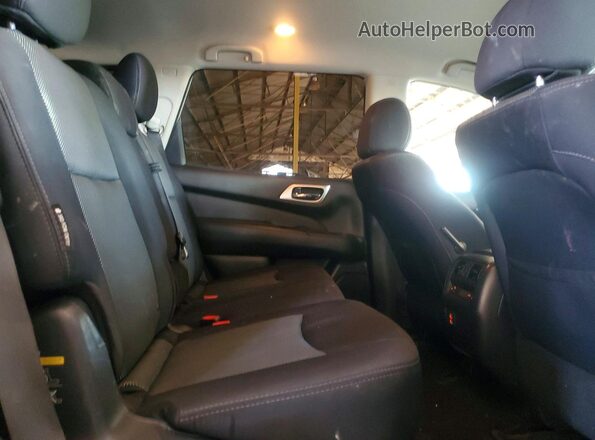 5N1DR2MM8JC669760 2018 NISSAN PATHFINDER Silver Widok wnętrza z tyłu