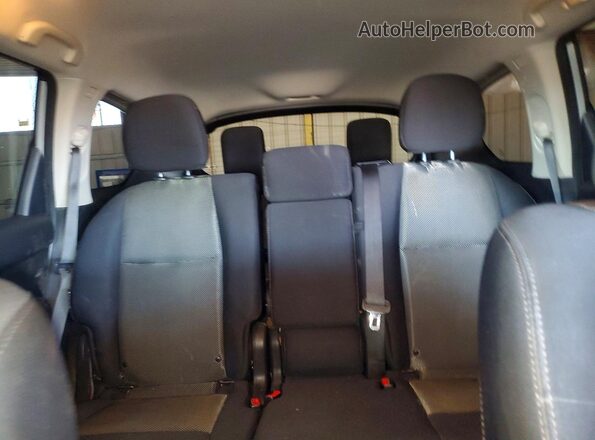 5N1DR2MM8JC669760 2018 NISSAN PATHFINDER Silver Widok tylnych siedzeń