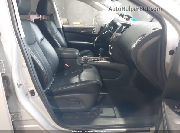 5N1DR2MM9HC614227 2017 NISSAN PATHFINDER Silver Задня права чверть