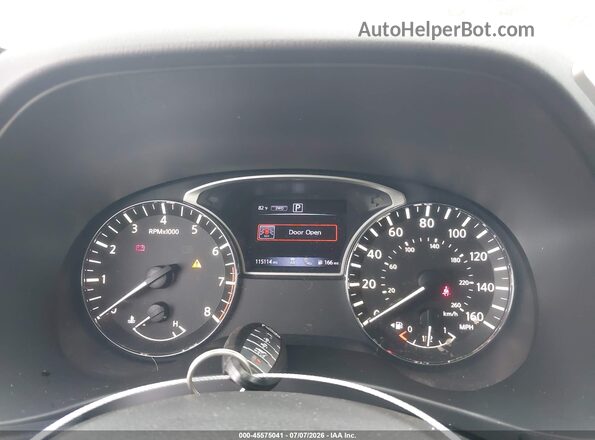 5N1DR2MM9JC610636 2018 NISSAN PATHFINDER Серебряный Вид задних сидений