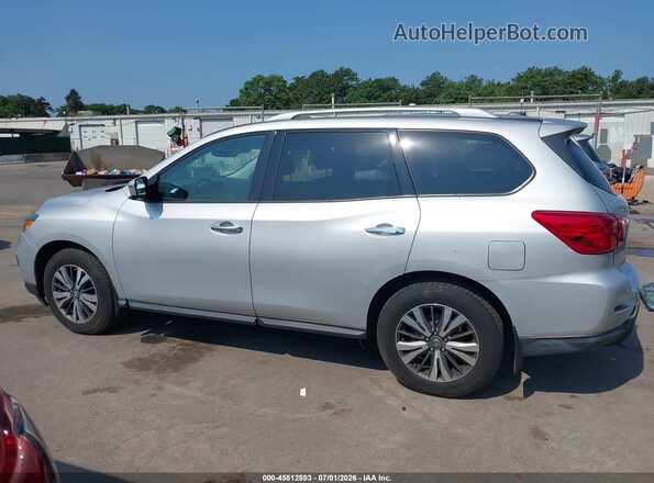5N1DR2MMXHC632042 2017 NISSAN PATHFINDER Silver Vista interior trasera