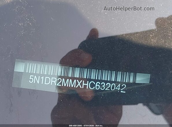 5N1DR2MMXHC632042 2017 NISSAN PATHFINDER Silver 