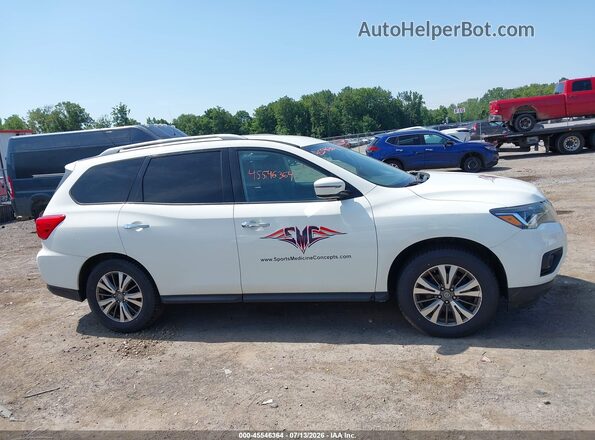 5N1DR2MMXHC638679 2017 NISSAN PATHFINDER White Вид задньої частини салону