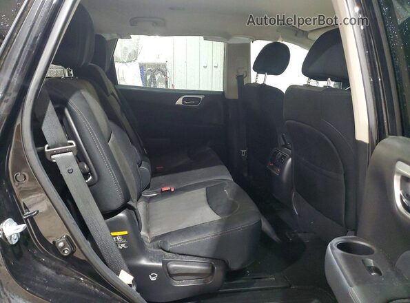 5N1DR2MMXHC905626 2017 NISSAN PATHFINDER Black Rear interior view