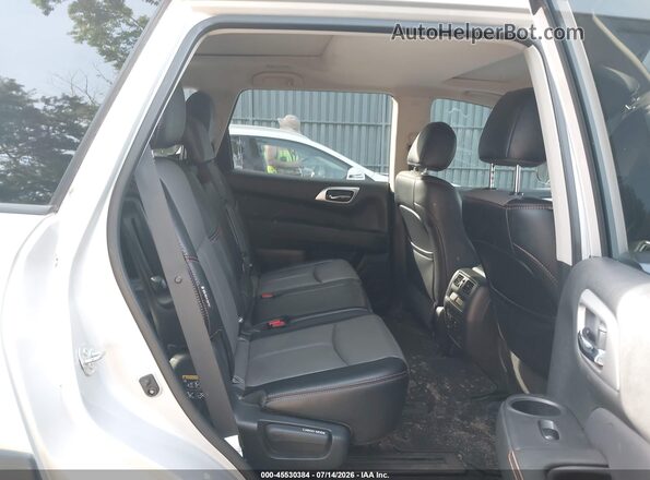 5N1DR2MMXKC615555 2019 NISSAN PATHFINDER Silver VIN კოდის სტიკერის ხედი