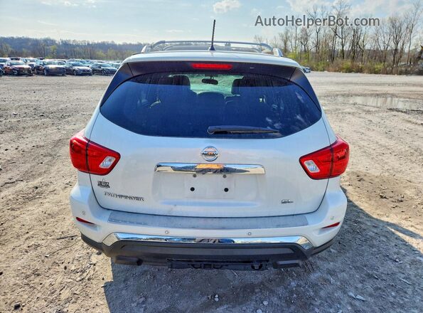 5N1DR2MN0HC623326 2017 NISSAN PATHFINDER White Rear view