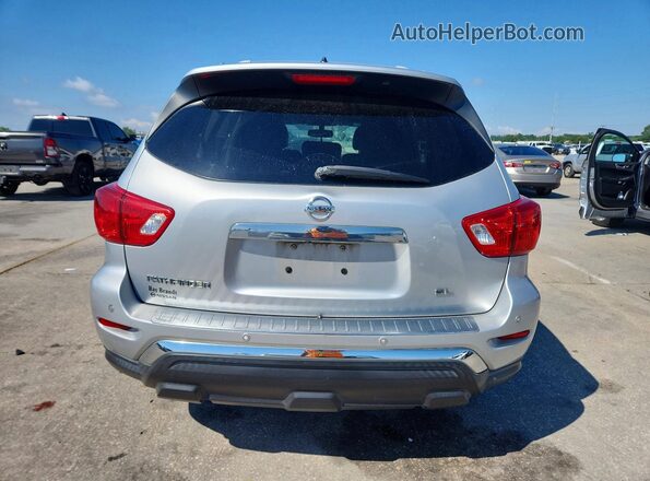 5N1DR2MN1HC601237 2017 NISSAN PATHFINDER Silver Հետևի տեսք