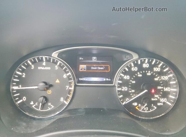 5N1DR2MN1HC645447 2017 NISSAN PATHFINDER Green ხელსაწყოთა პანელის ხედი