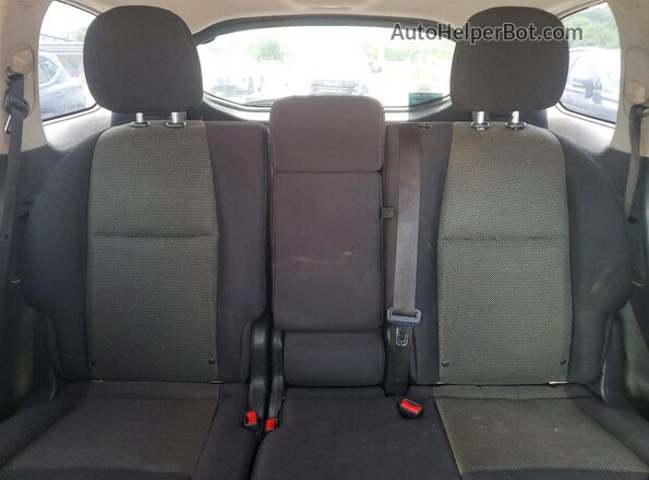 5N1DR2MN1HC672583 2017 NISSAN PATHFINDER Red Rear seats view
