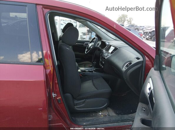 5N1DR2MN1HC677735 2017 NISSAN PATHFINDER Красный Вид салона спереди