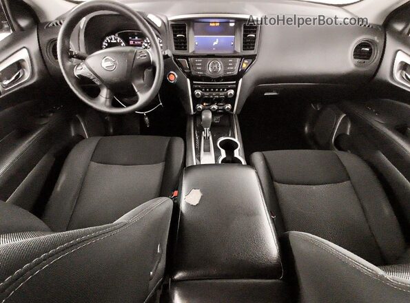 5N1DR2MN1JC621591 2018 NISSAN PATHFINDER Серебряный Вид панели приборов