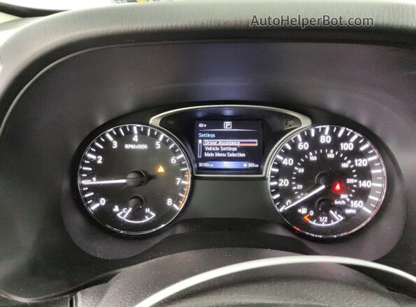 5N1DR2MN1JC621591 2018 NISSAN PATHFINDER Серебряный Вид щитка приборов