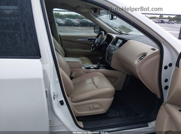 5N1DR2MN1JC666692 2018 NISSAN PATHFINDER White Вид салону спереду