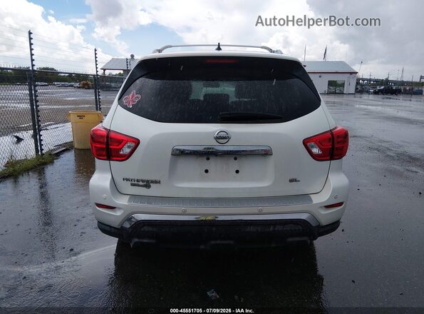 5N1DR2MN1JC666692 2018 NISSAN PATHFINDER White 