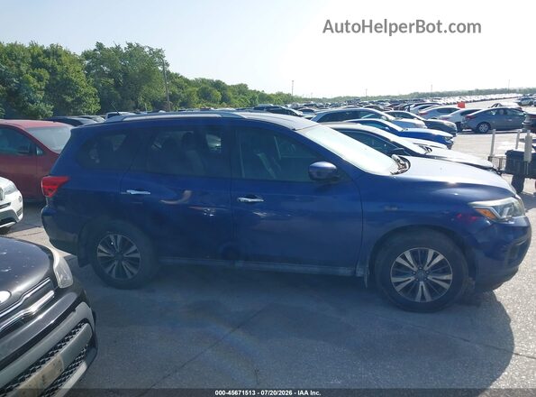 5N1DR2MN2HC611307 2017 NISSAN PATHFINDER Blue Widok wnętrza z tyłu
