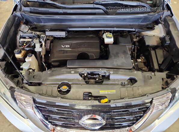5N1DR2MN2HC677775 2017 NISSAN PATHFINDER Серебряный Вид подкапотного пространства
