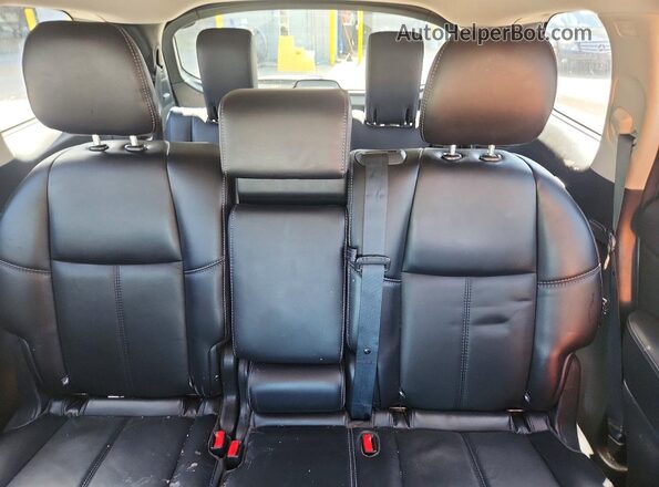 5N1DR2MN2KC626932 2019 NISSAN PATHFINDER White Widok tylnych siedzeń