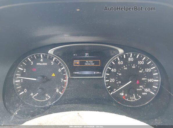 5N1DR2MN3HC673542 2017 NISSAN PATHFINDER Gray Rear seats view