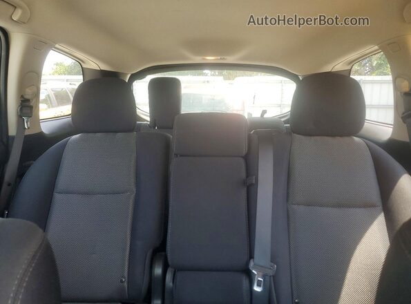 5N1DR2MN3JC672378 2018 NISSAN PATHFINDER Gray Widok tylnych siedzeń