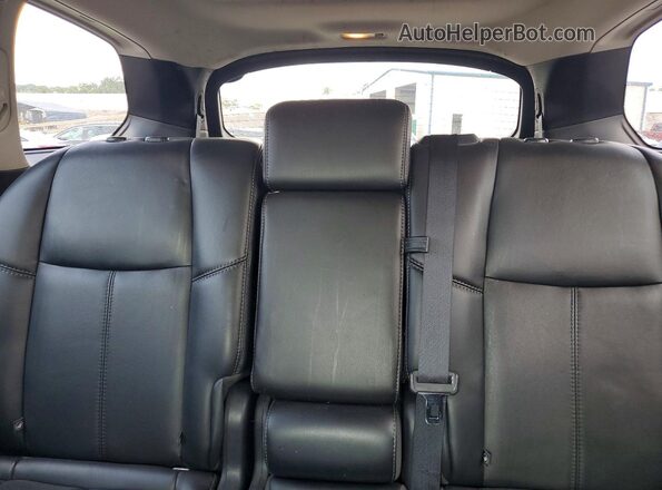 5N1DR2MN4HC600700 2017 NISSAN PATHFINDER Gray Widok tylnych siedzeń