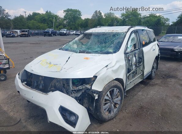 5N1DR2MN4HC632403 2017 NISSAN PATHFINDER White Widok z przodu