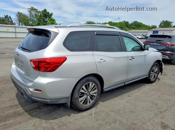 5N1DR2MN4HC640100 2017 NISSAN PATHFINDER Silver Trasero derecho