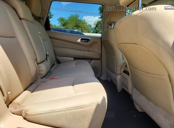 5N1DR2MN5HC620437 2017 NISSAN PATHFINDER White უკანა სალონის ხედი