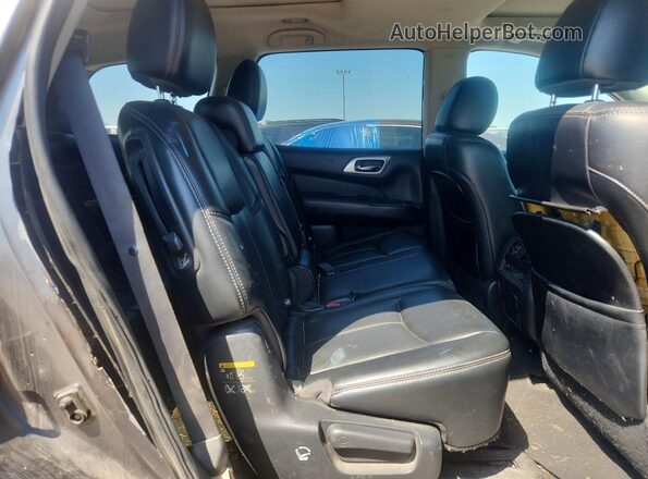 5N1DR2MN5HC639764 2017 NISSAN PATHFINDER Gray Rear seats view