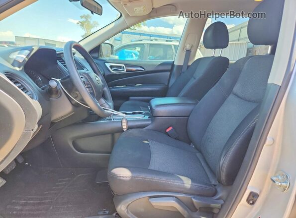 5N1DR2MN5JC673970 2018 NISSAN PATHFINDER Silver Вид салону спереду