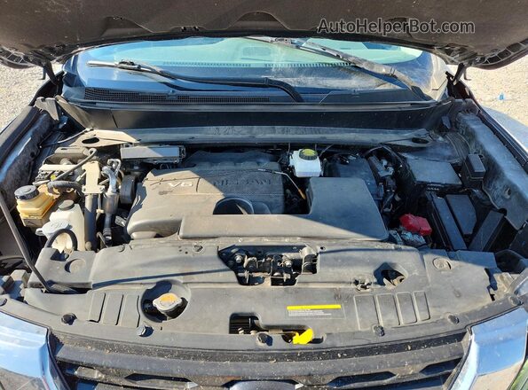 5N1DR2MN7HC675567 2017 NISSAN PATHFINDER Silver Widok wnętrza z tyłu
