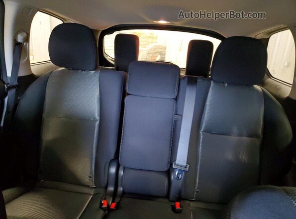 5N1DR2MN7HC914230 2017 NISSAN PATHFINDER White Widok tylnych siedzeń