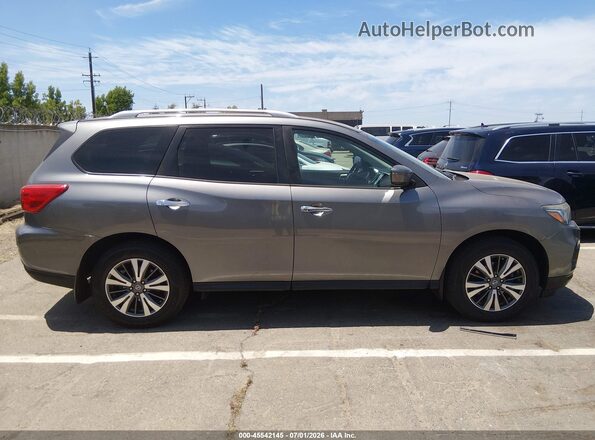 5N1DR2MN7JC610661 2018 NISSAN PATHFINDER Gray Rear interior view