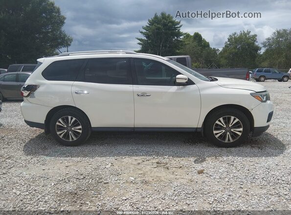 5N1DR2MN8HC620352 2017 NISSAN PATHFINDER White Вид задньої частини салону
