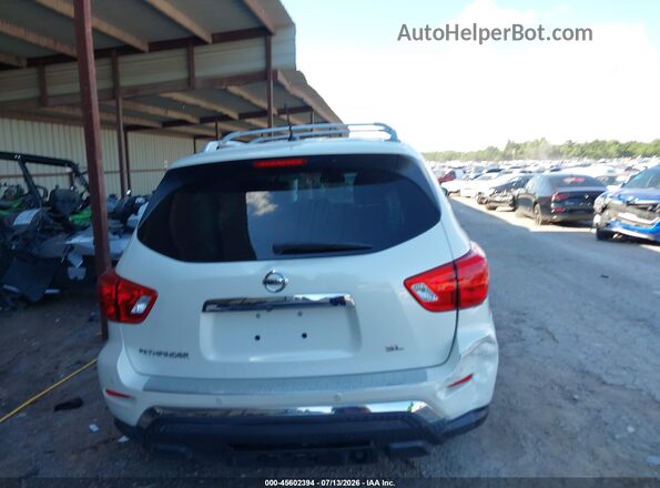 5N1DR2MN8HC638611 2017 NISSAN PATHFINDER White 